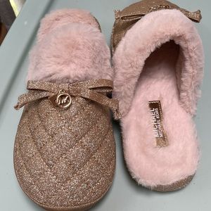 Michael Kors slippers